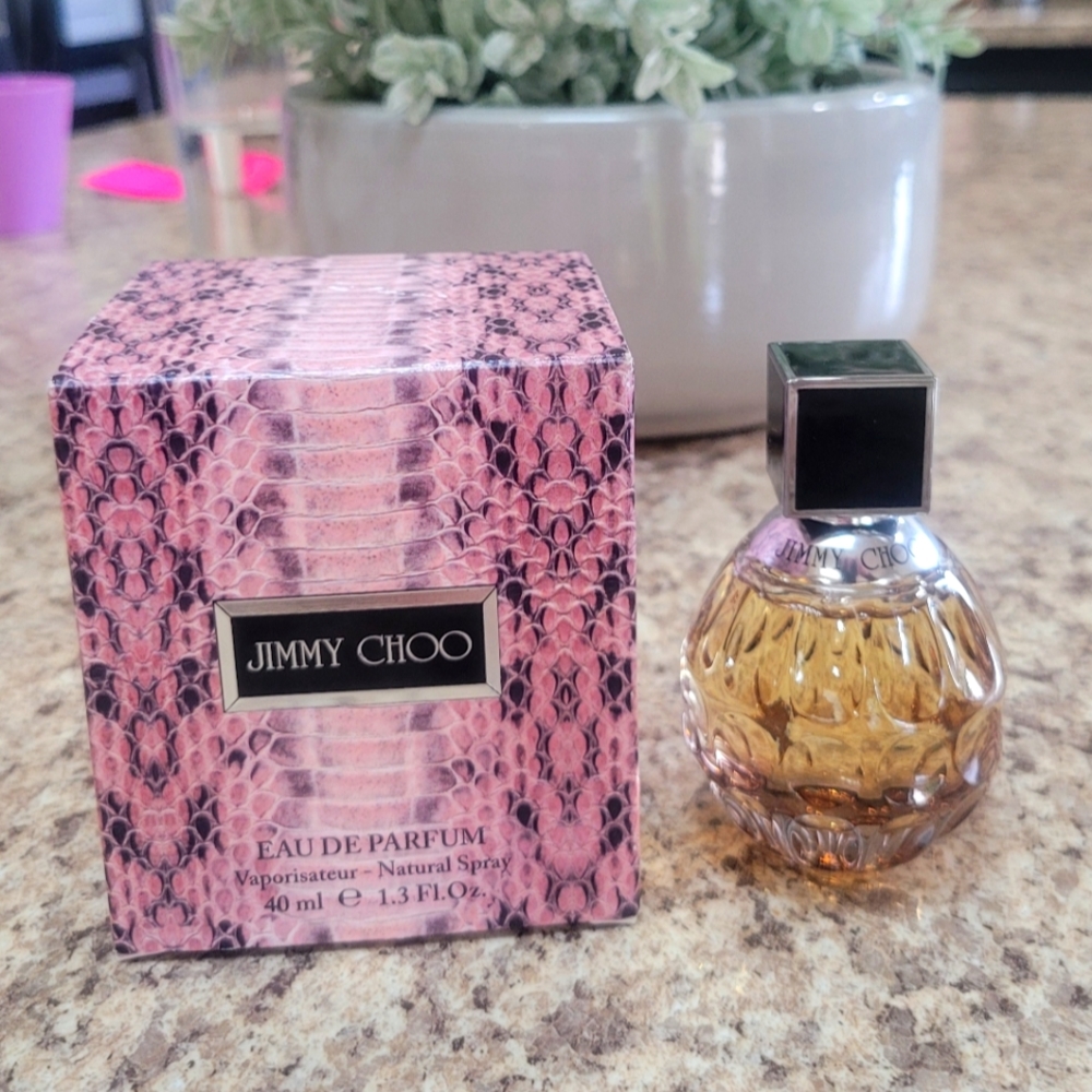 Jimmy Choo 1.3 Oz 40mL Eau De Parfum Spray By Jimmy Choo For Women Perfume